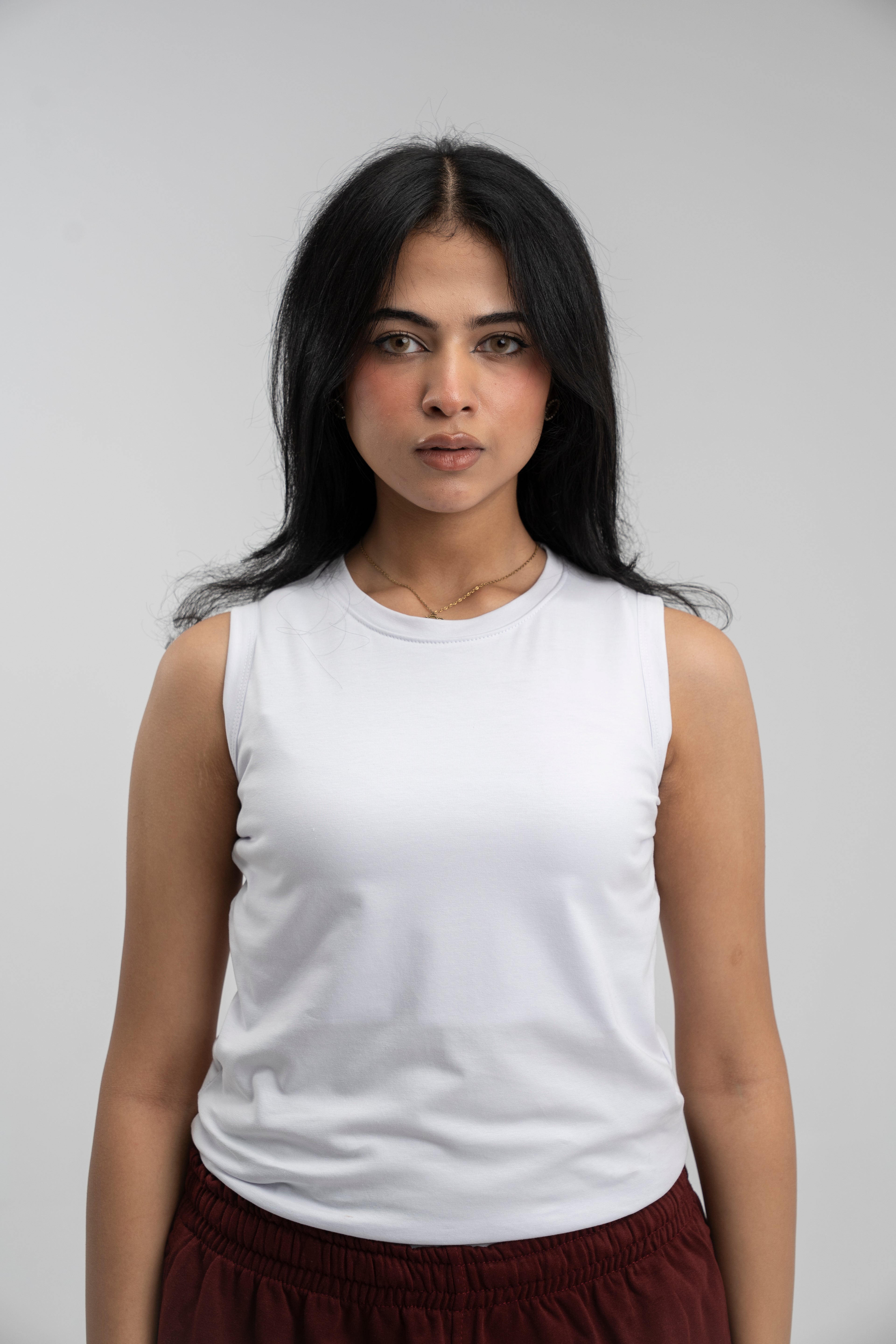 Sleeveless Basic top